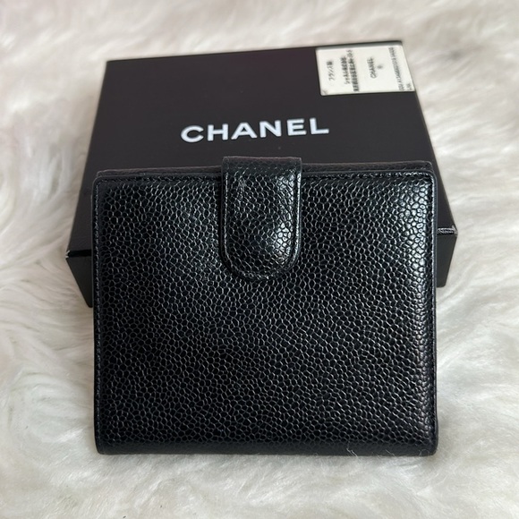 💯Authentic Chanel Caviar Short Wallet🍀 - Picture 5 of 16